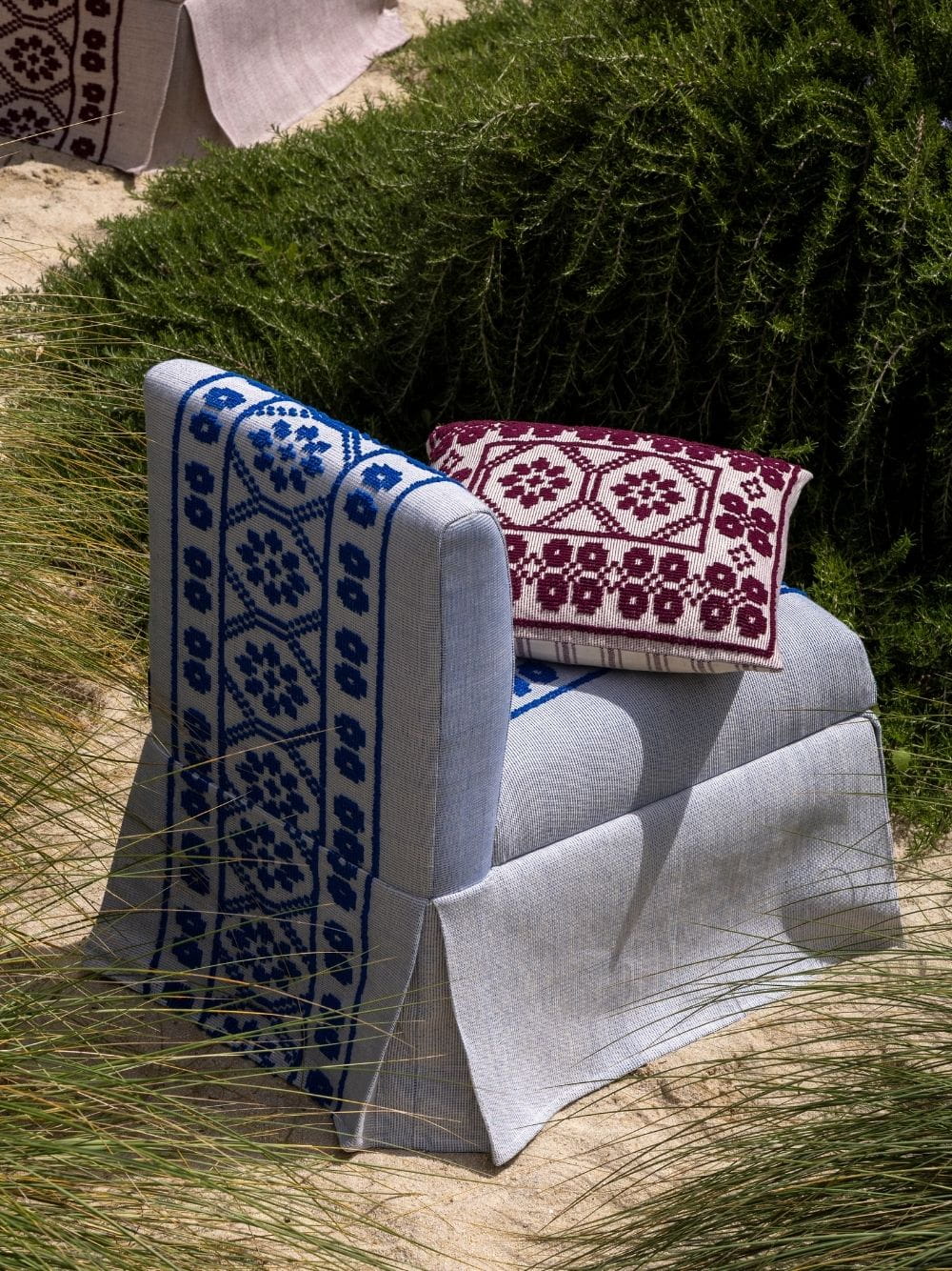 Handmade Inês Blue Cotton Linen Slipper Chair