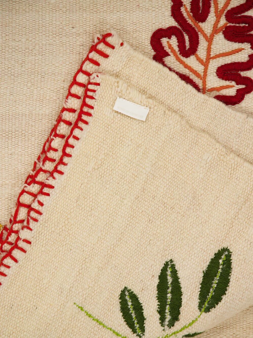 Hand-Embroidered Mécia Natural Wool Leaf Embroidered Blanket