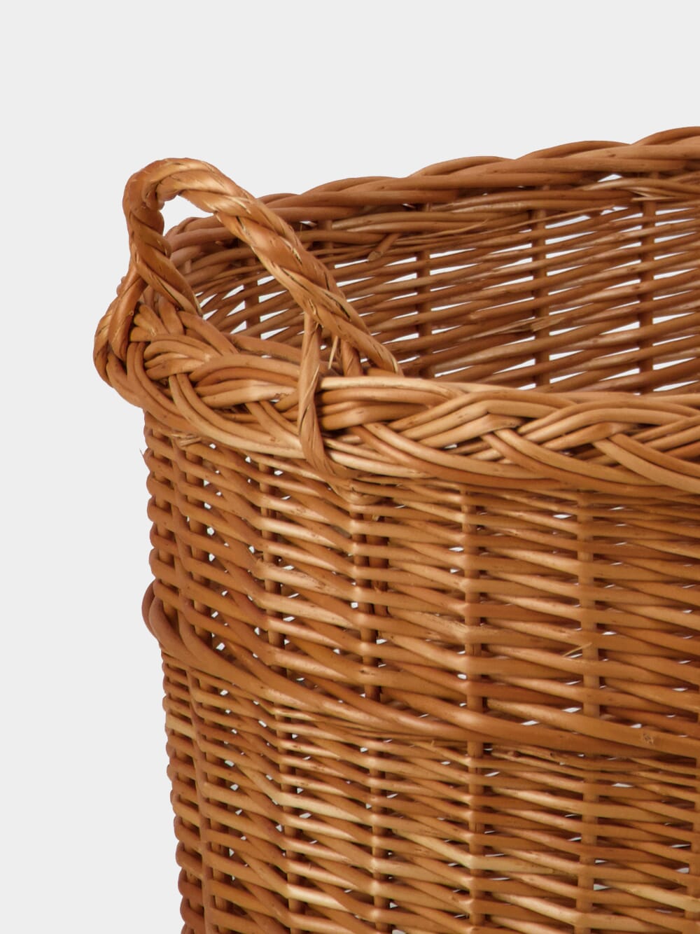 Handmade Furnas Natural Wicker Medium Basket