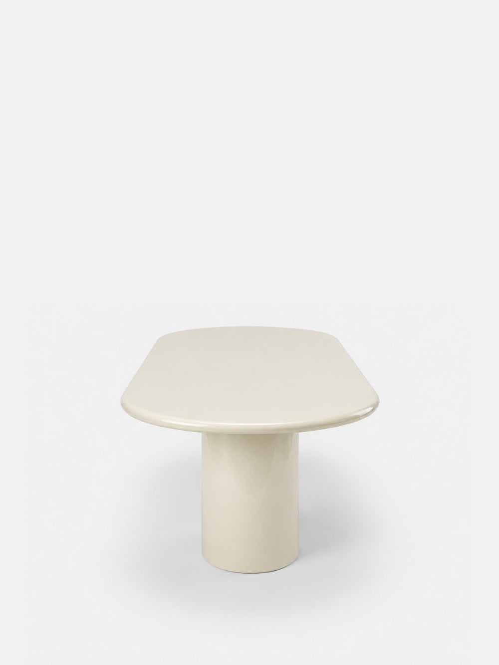 Amendoeira Ivory Lacquered Wood Dining Table