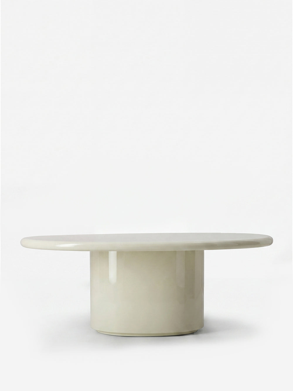 Amendoeira Ivory Lacquered Wood Coffee Table
