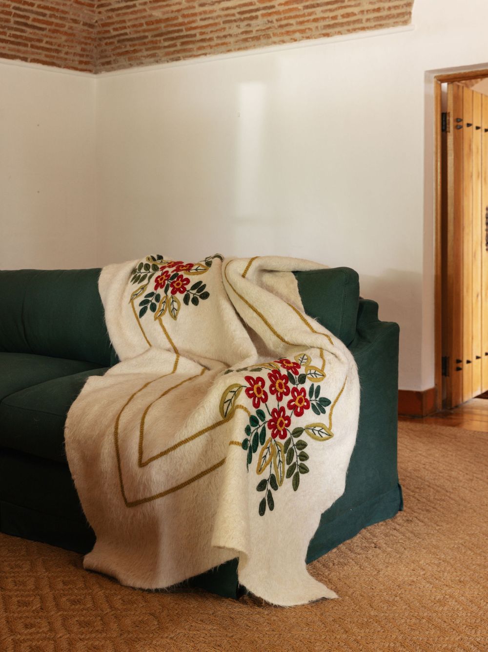 Hand-Embroidered Mécia Natural Wool Flower Embroidered Blanket
