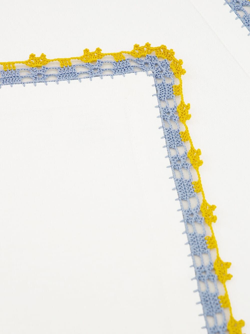 Hand-Embroidered Leonor Ecru Linen with Blue and Yellow Crochet Napkin