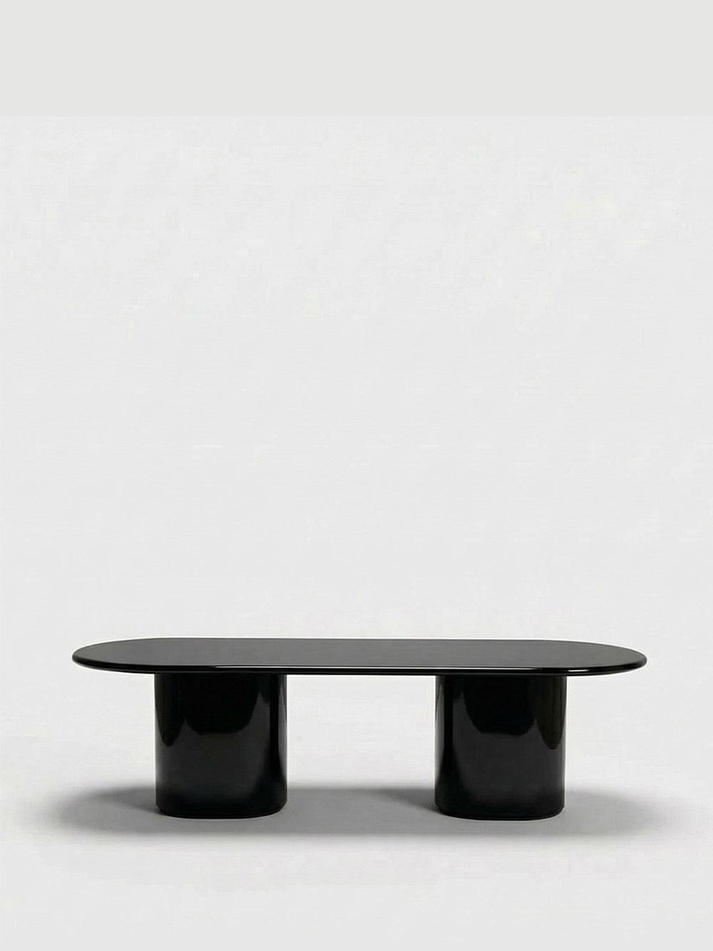 Amendoeira Black Lacquered Wood Dining Table