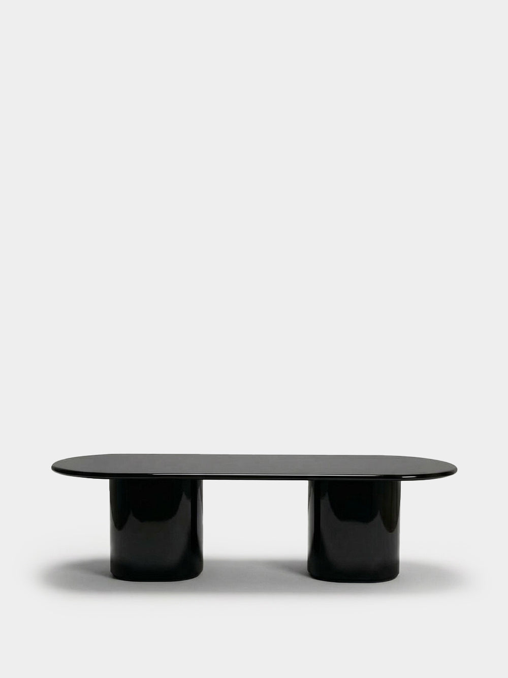 Amendoeira Black Lacquered Wood Dining Table